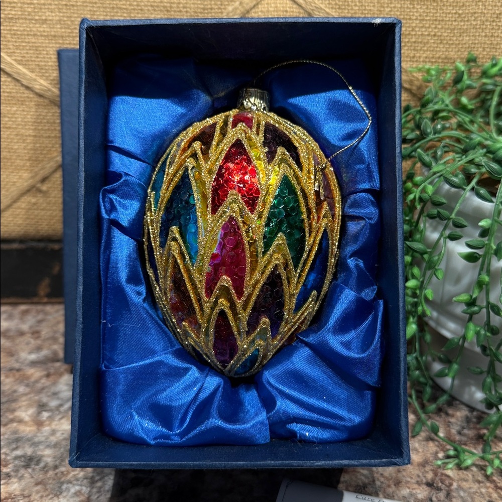 Sorelle egg ornament